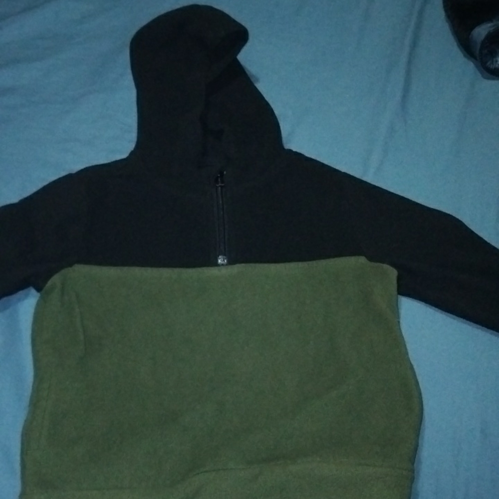 Old Navy Voy Hoddie Size 4T